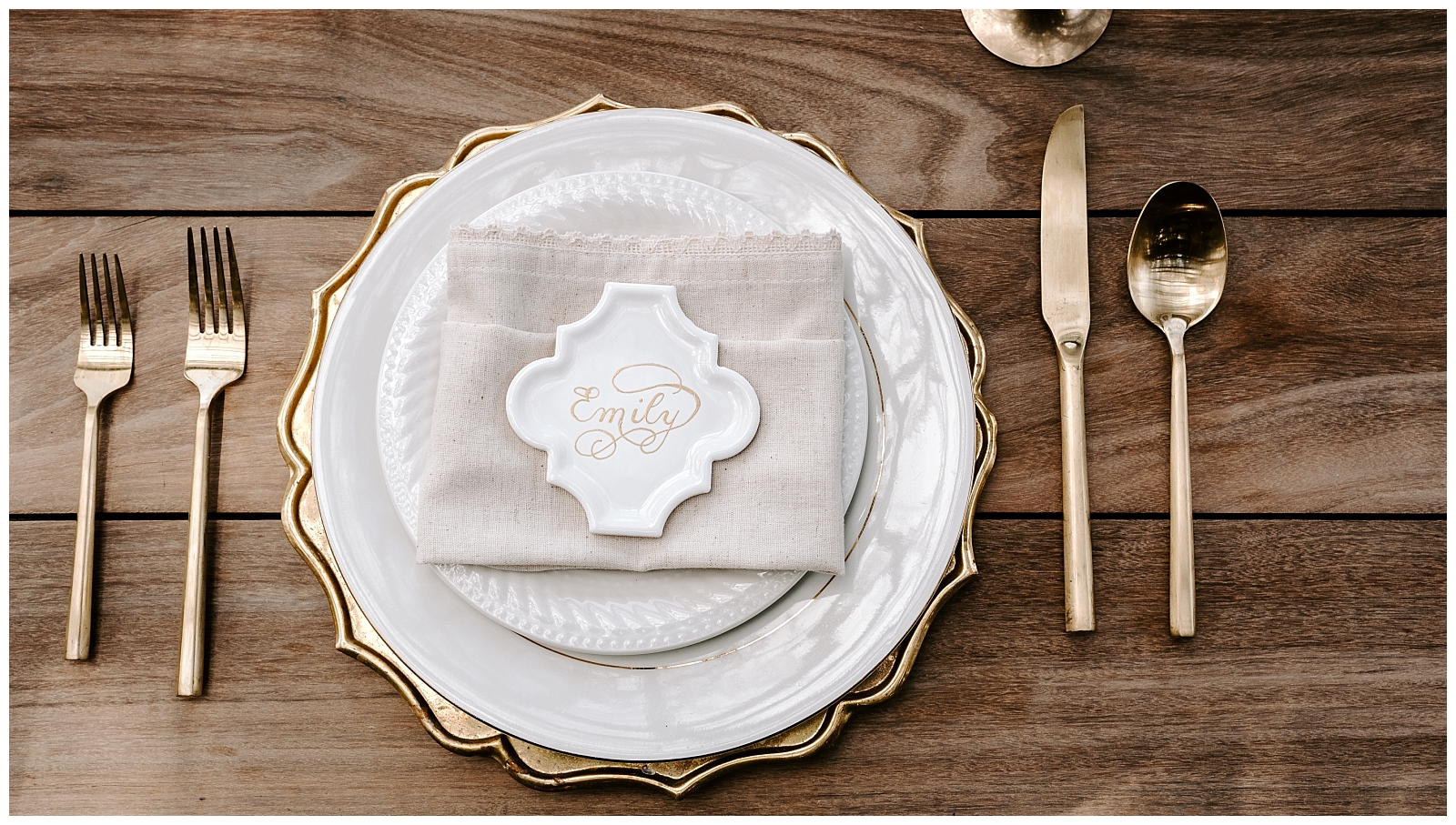sweet heart table setting for the adventurous couple