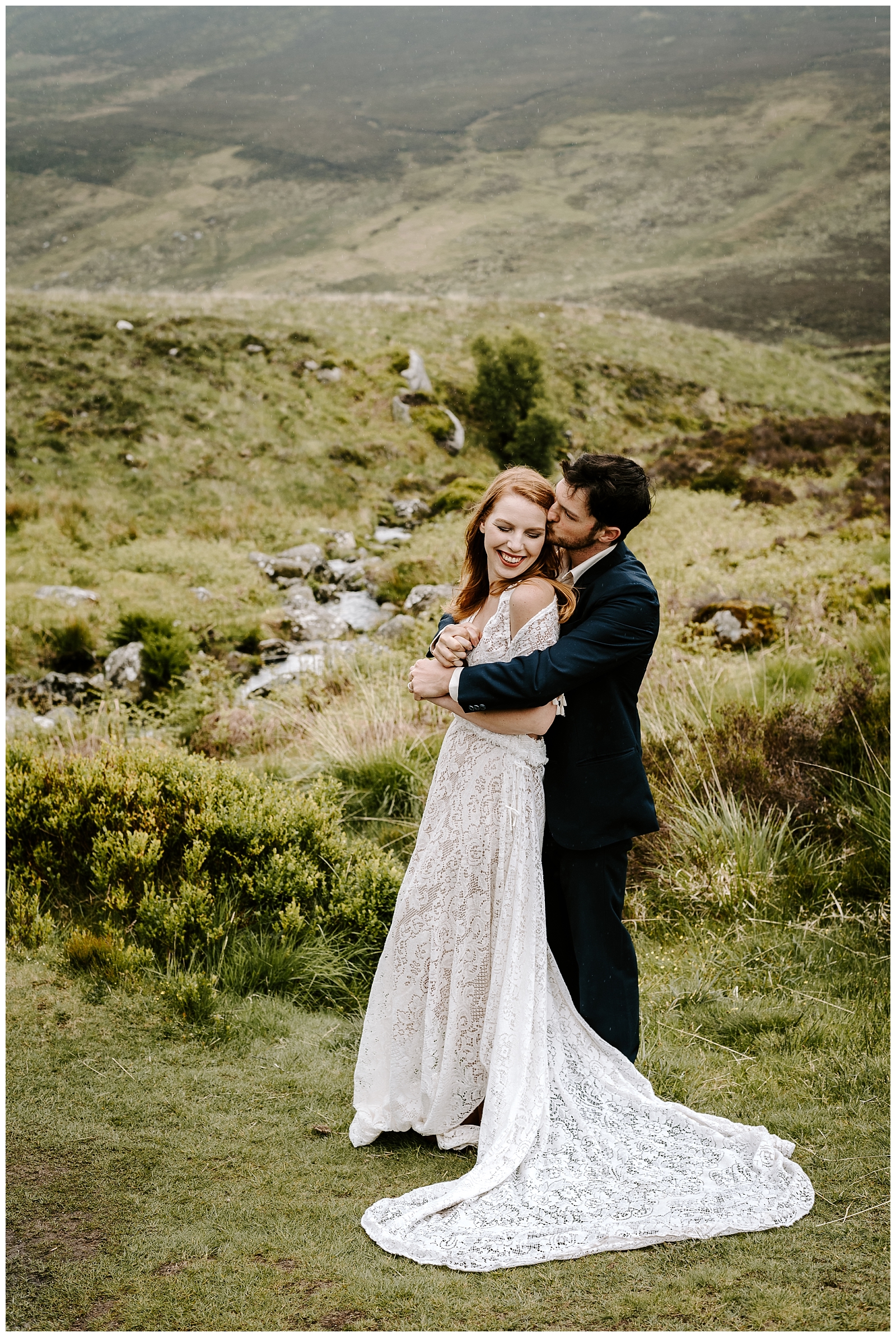 Beautiful couple elopes in Ireland