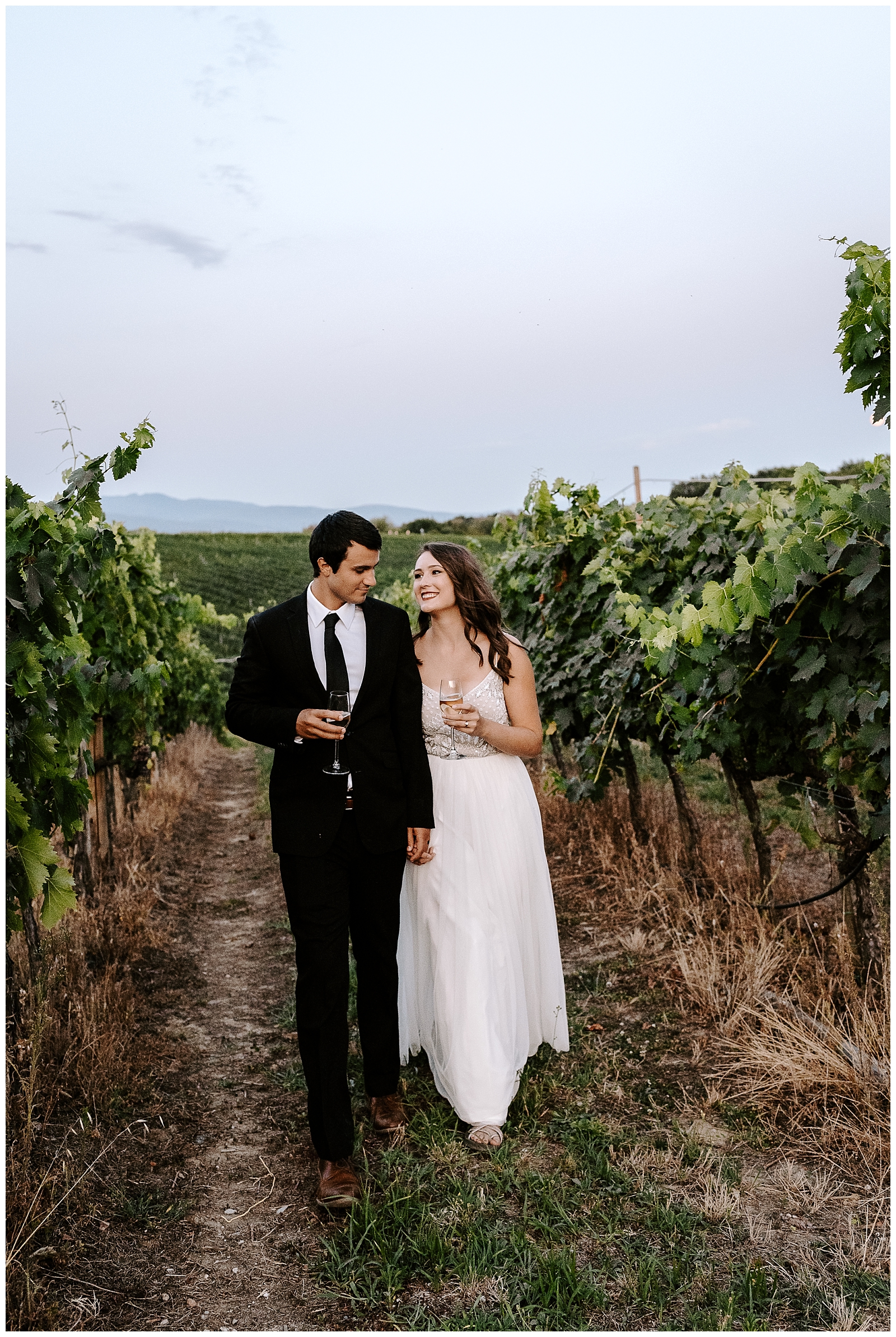 how to elope in tuscany, Italy
