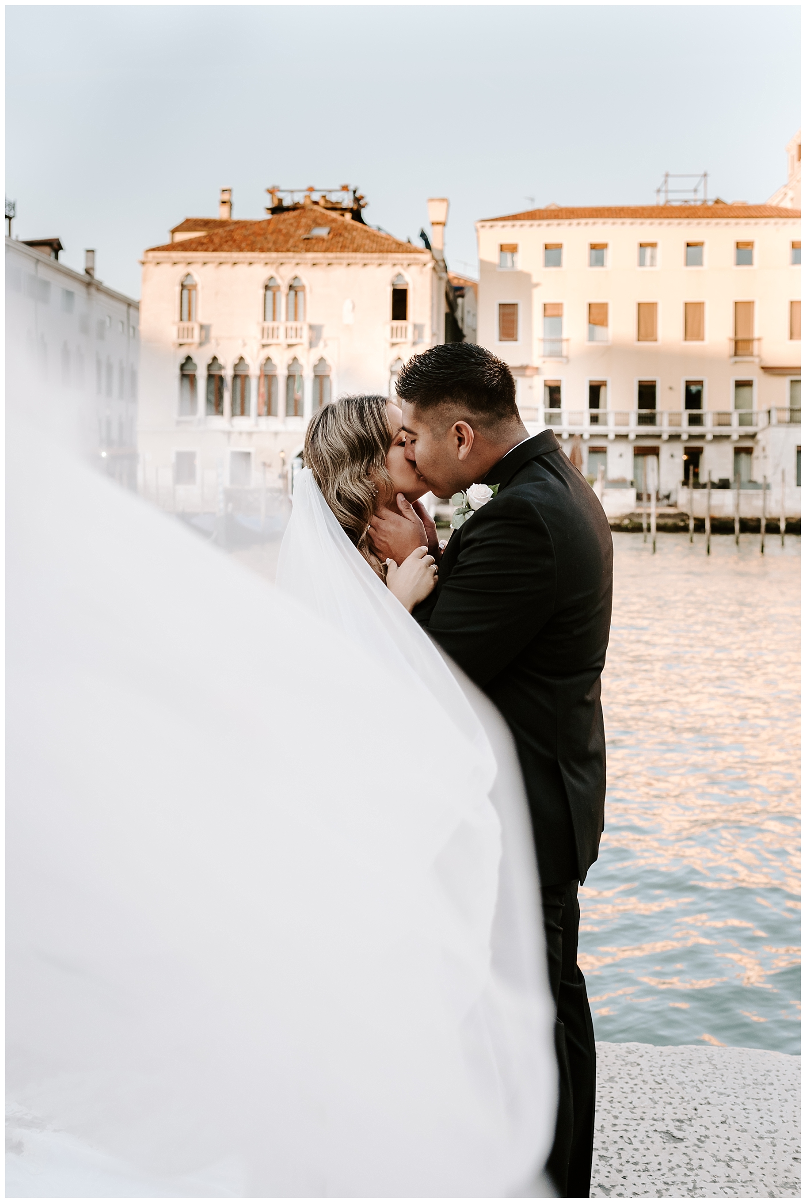 elopement photographer in Italy