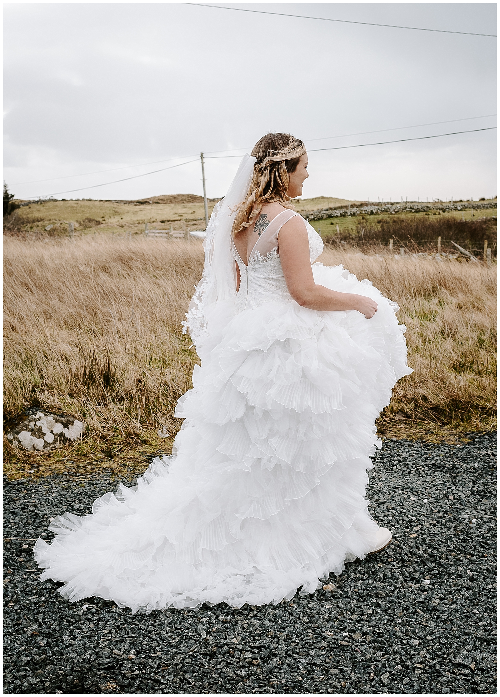 Couple shares a first look as they elope in Ireland.
